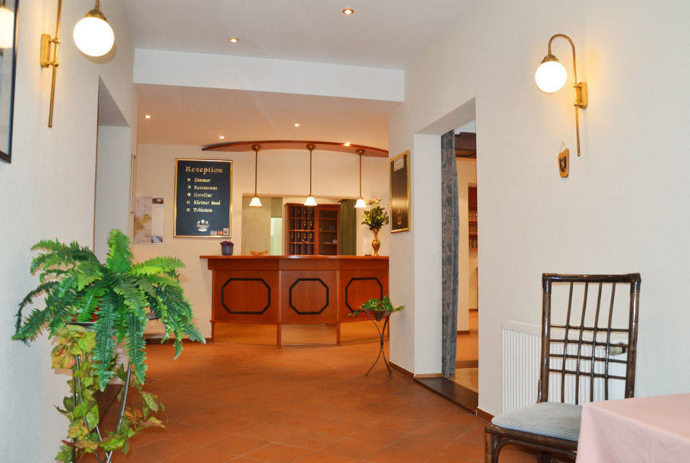 Hotel Zur Hallenburg Kurort Steinbach-Hallenberg Екстер'єр фото